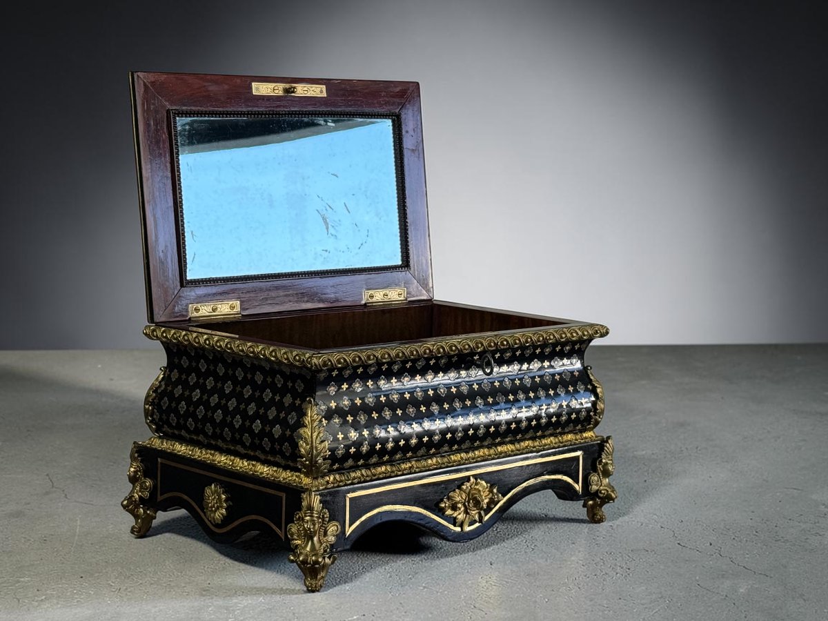 COFFRET DE MARIAGE EPOQUE NAPOLEON EN MARQUETERIE A LA REINE ORNÉ DE BRONZES-photo-8