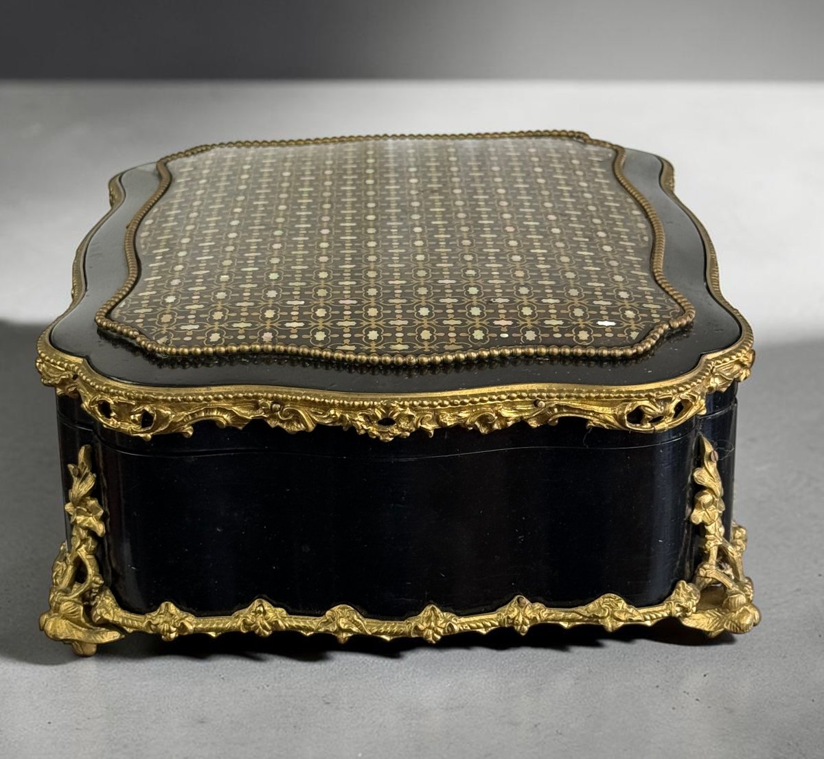 Napoleon III Jewelry Box Signed "maison Boissier" In Queen's Marquetry-photo-2
