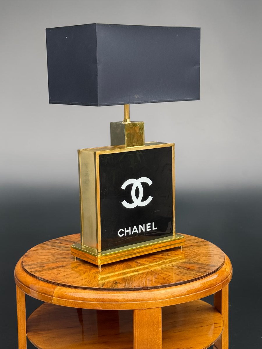 GRANDE LAMPE CHANEL DES ANNÉES 70 EN VERRE ET LAITON ET ABAT JOUR D ORIGINE-photo-2