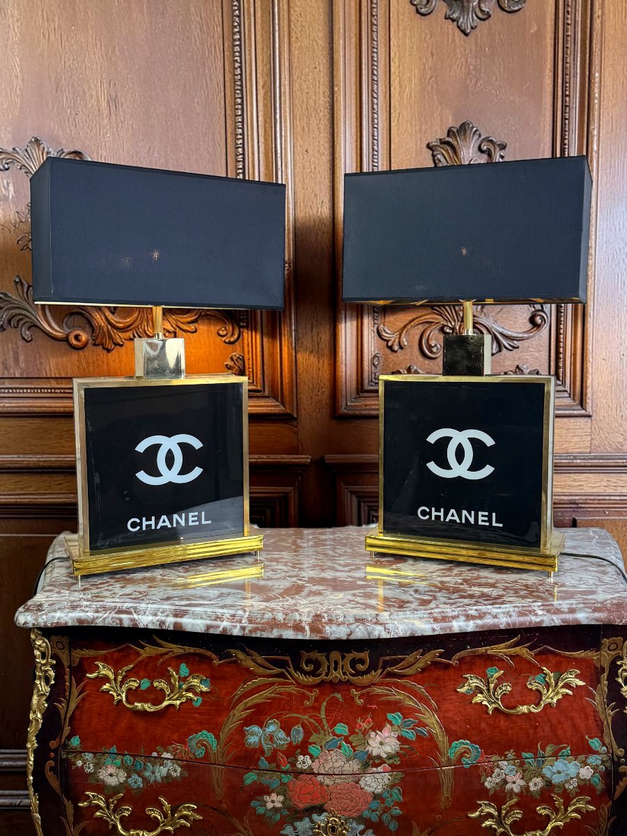 GRANDE LAMPE CHANEL DES ANNÉES 70 EN VERRE ET LAITON ET ABAT JOUR D ORIGINE-photo-3