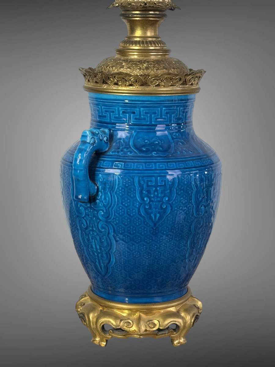 LAMPE A PETROLE EN CERAMIQUE BLEUE SIGNÉE " CH . FICQUENET SEVRES " DU XIXe-photo-7