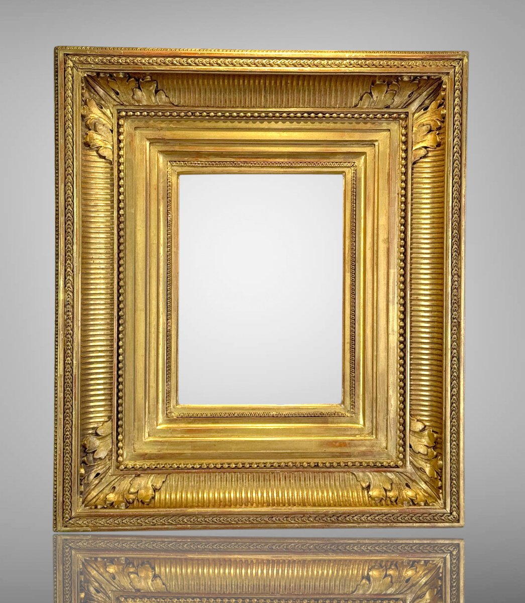 CADRE A CANAUX EN BOIS ET STUC DORÉ A LA FEUILLE D'OR POUR PEINTURE 20 CM X 27 CM -photo-2