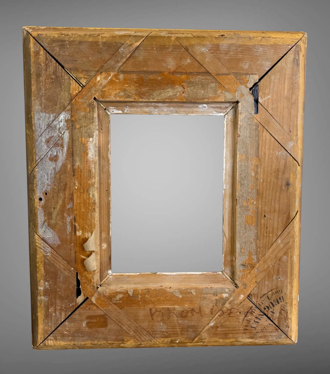 CADRE A CANAUX EN BOIS ET STUC DORÉ A LA FEUILLE D'OR POUR PEINTURE 20 CM X 27 CM -photo-3