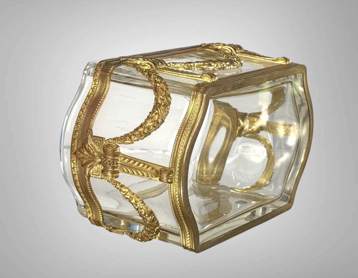COUPE / JARDINIÈRE EN CRISTAL ÉPAIS ET BRONZE DORÉ DE STYLE LOUIS XVI-photo-2
