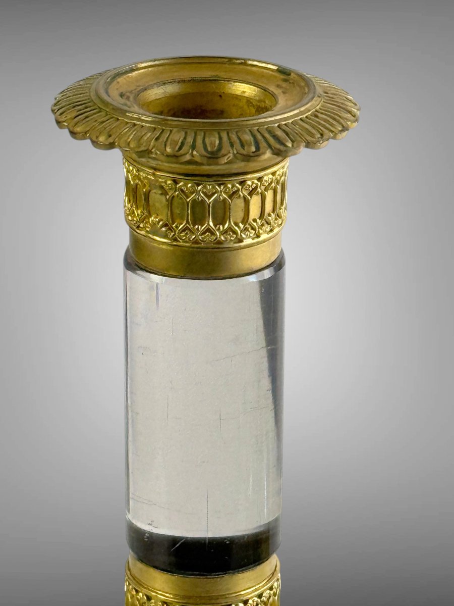 PAIRE DE BOUGEOIRS DE STYLE EMPIRE EN CRISTAL ET BRONZE DORÉ DU XIXeme SIECLE-photo-7