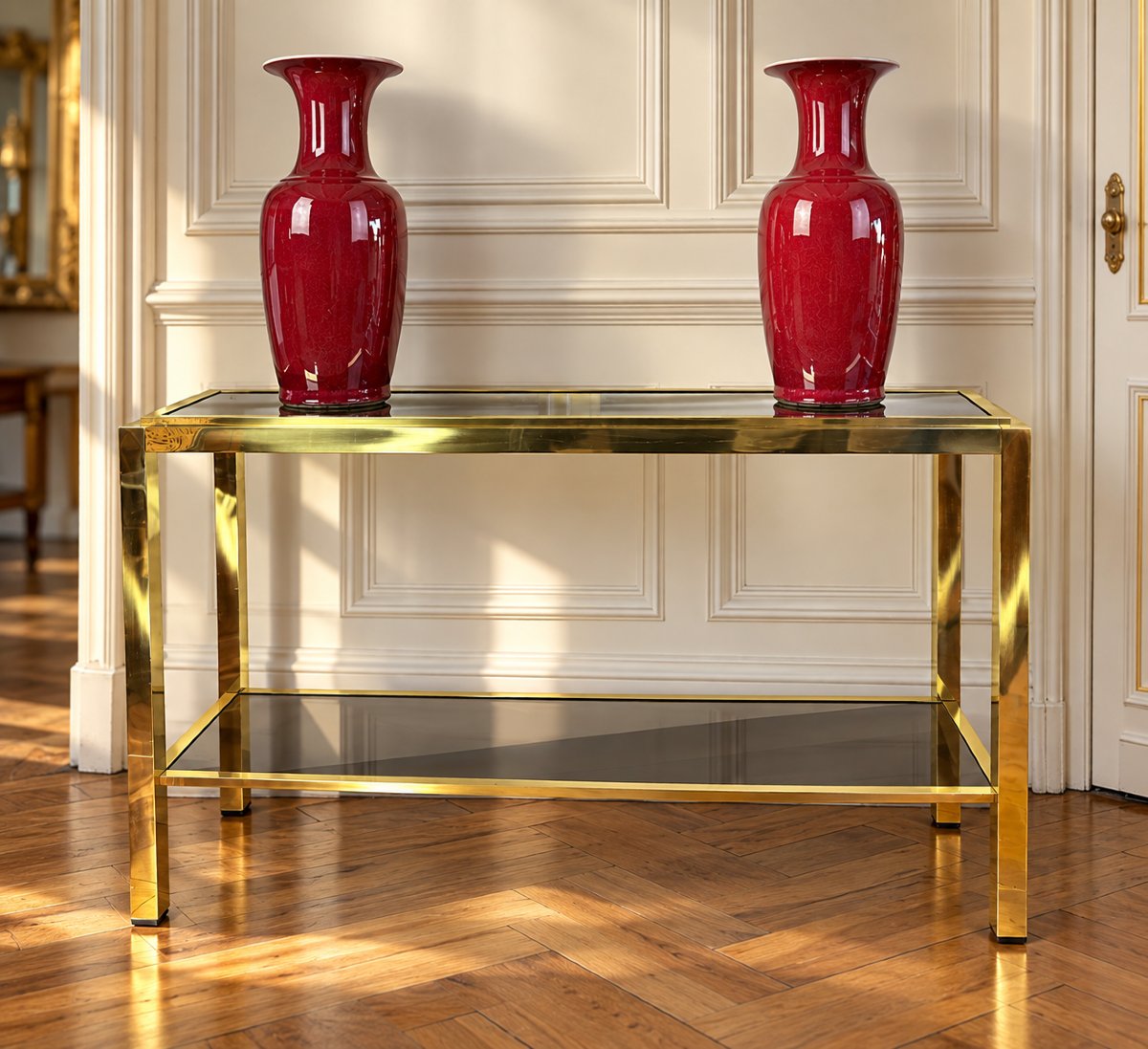 CONSOLE DESSERTE EN LAITON ET VERRE FUMÉ – STYLE MAISON JANSEN DES ANNÉES 70