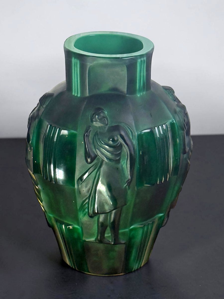 VASE ART DECO EN VERRE VERT EMERAUDE SIGNÉ DESNA DECOR DE FIGURES FEMININES-photo-3