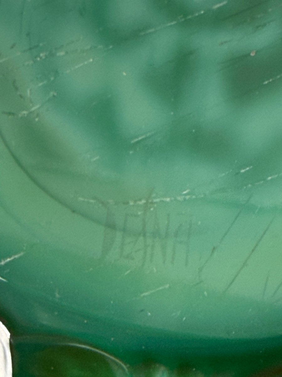 VASE ART DECO EN VERRE VERT EMERAUDE SIGNÉ DESNA DECOR DE FIGURES FEMININES-photo-4