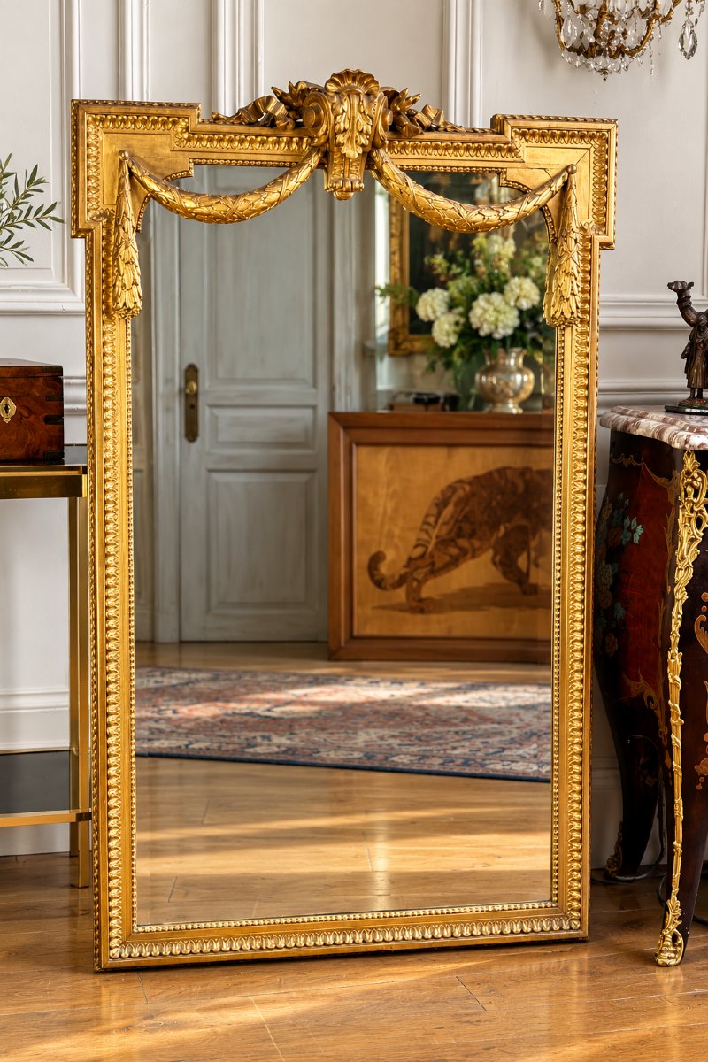 MIROIR ANCIEN EN BOIS ET STUC DORÉ DE STYLE LOUIS XVI / AVEC MIROIR BISEAUTÉ