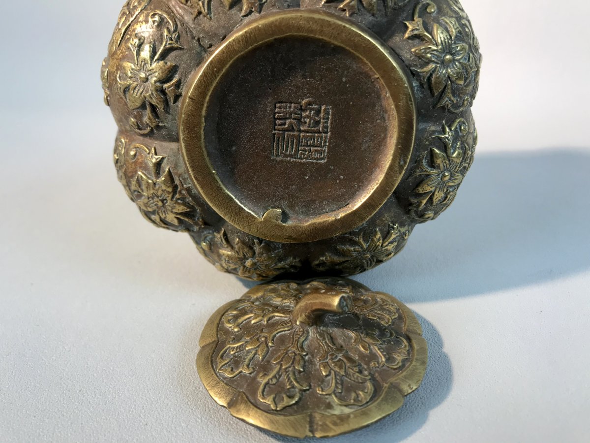 Old Asian Bronze Pot In The Shape Of Apple With Stamp On The Bottom-photo-3
