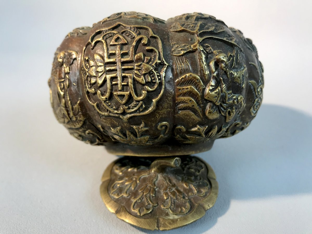 Old Asian Bronze Pot In The Shape Of Apple With Stamp On The Bottom-photo-4