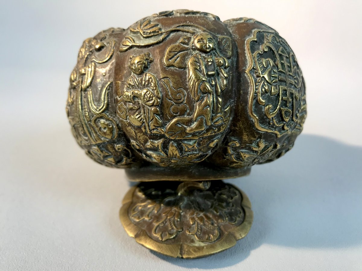 Old Asian Bronze Pot In The Shape Of Apple With Stamp On The Bottom-photo-5
