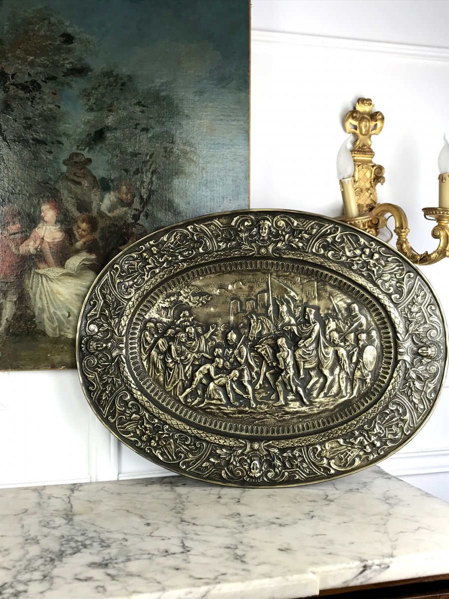 Large Oval Oval Tray From The 19th In Repusted Copper "le Batheme De Clovis"-photo-2