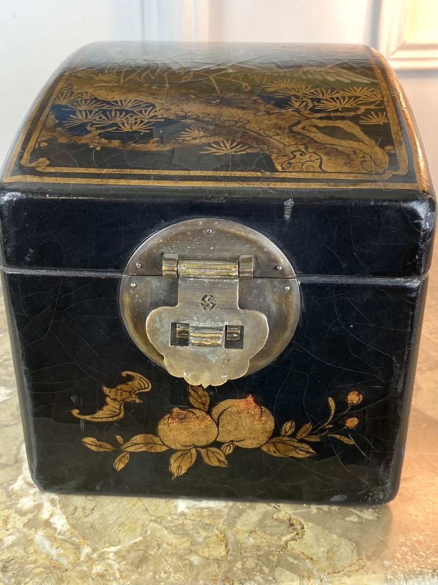 Old Boiled Cardboard Box Covered With Painted Leather With Bird Decor-photo-7