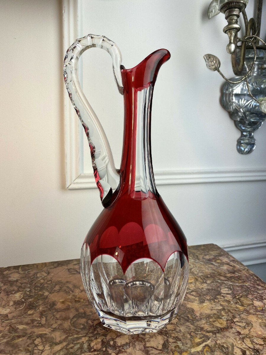 Carafe / Aiguiere De La Cristallerie Saint Louis ( Signée ) De Couleur Rouge 