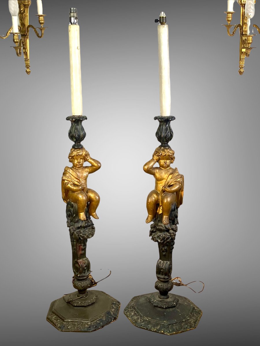 Pair Of 18th Century Candelabra In Patinated / Gilded And Carved Wood Decorated By Putti-photo-7