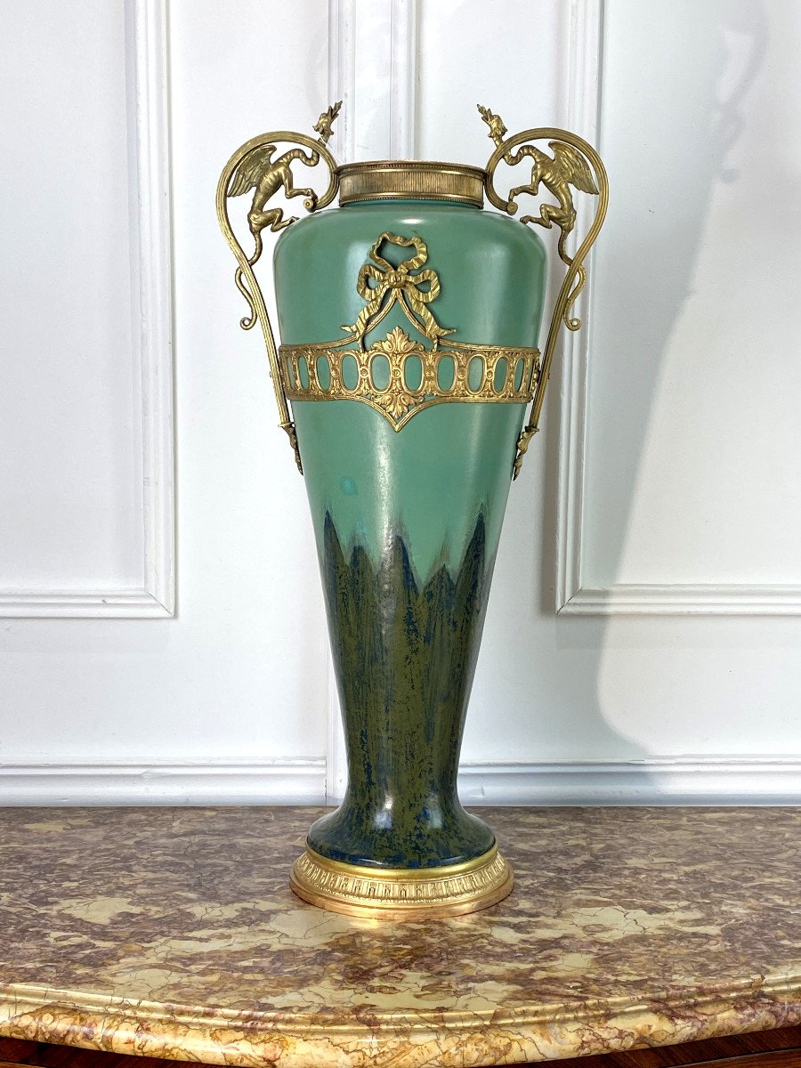 Vase En Ceramique Des Années 1900 Avec Monture En Bronze Dans Le Style Louis XVI-photo-1
