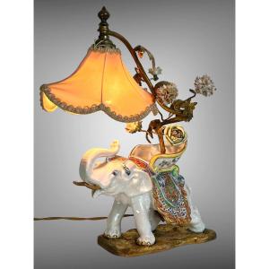 Lampe Elephant Du XIXe En Porcelaine De Chantilly Sur Socle En Bronze Doré