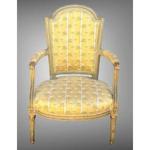 Fauteuil Cabriolet Louis XVI Epoque XVIIIe En Bois Laqué Avec Belle Tapisserie