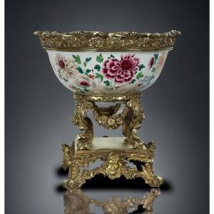 Large Chinese Cup From The 18th Century Decorated With Flowers Adorned With A Bronze Mount