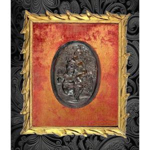 Painting / Medallion In Repoussé Metal Representing Bacchus Child With Golden Frame