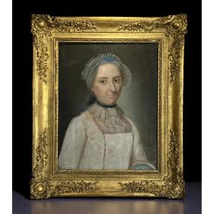 PASTEL FIN XVIIIe SOUS VERRE / ÉCOLE FRANÇAISE /PORTRAIT DE FEMME BIEN ENCADRÉ