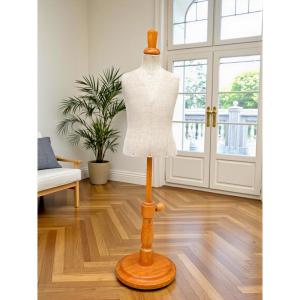 MANNEQUIN D ENFANT DES ANNÉES 50 EN BOIS ET TISSU RÉGLABLE EN HAUTEUR