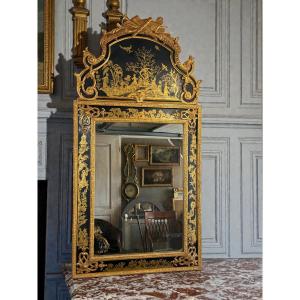 MIROIR EN BOIS PEINT ET DORÉ A DÉCOR CHINOIS DE STYLE RÉGENCE DES ANNÉES 70