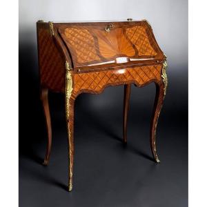Antique Louis XV-style Donkey-back Desk In Marquetry And Gilded Bronze