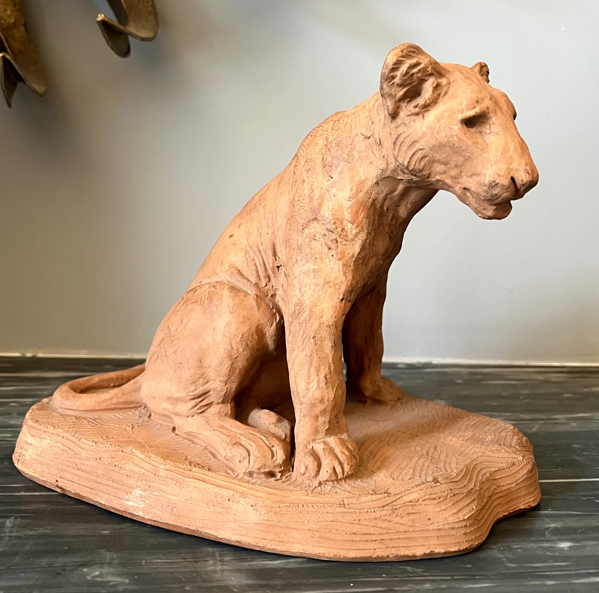 Roger Godchaux, Sitting Lion Cub, Animalier Sculpture In Terracotta By Susse Frères.-photo-3