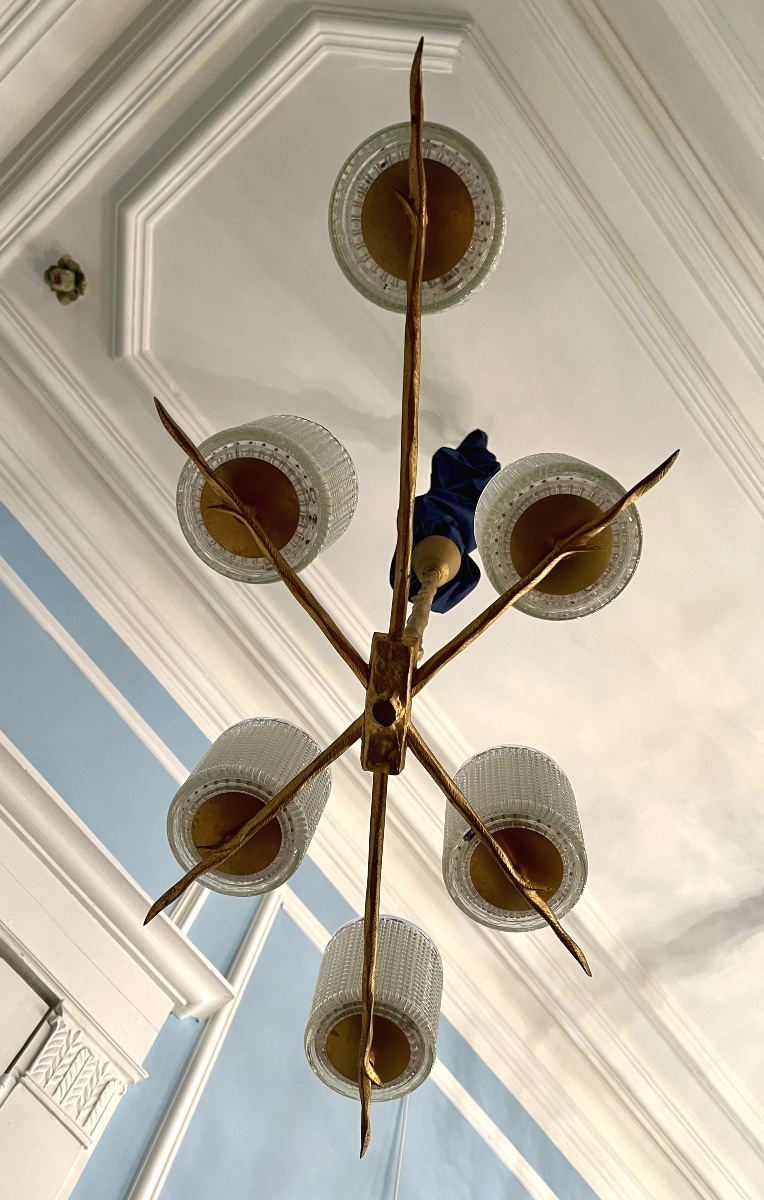 Felix Agostini x Maison Arlus, Rare lustre moderne en bronze doré et verre -photo-3