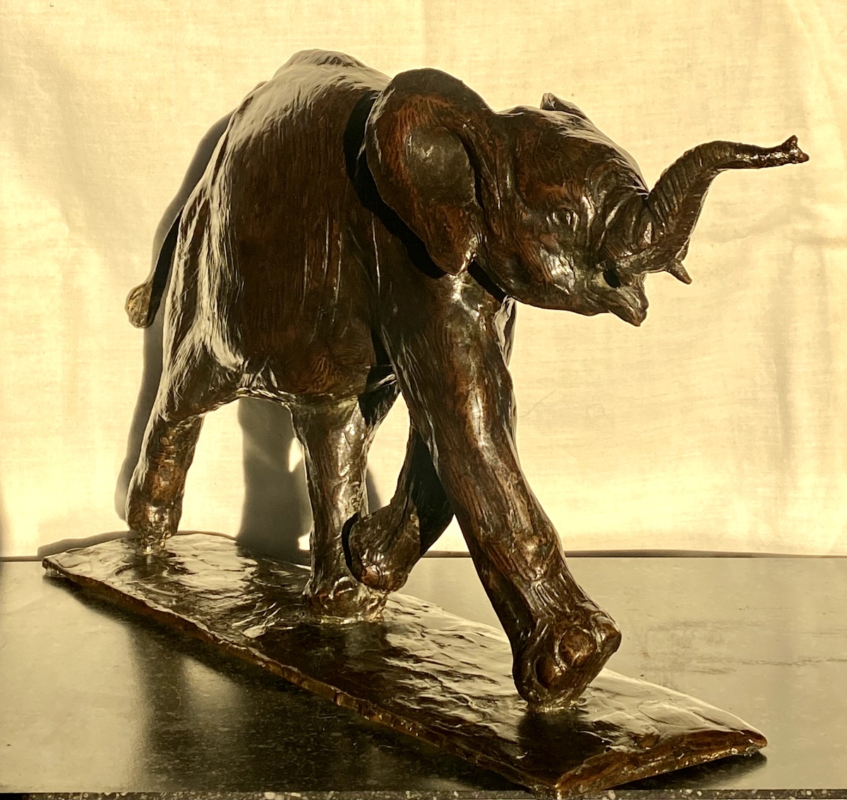 Albéric Collin, Young African Baby Elephant Running, Ca. 1920. Bronze Animalier-photo-1