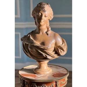 Presumed Bust Of Madame De Pompadour Signed "j.b. Pigalle F. 1758"