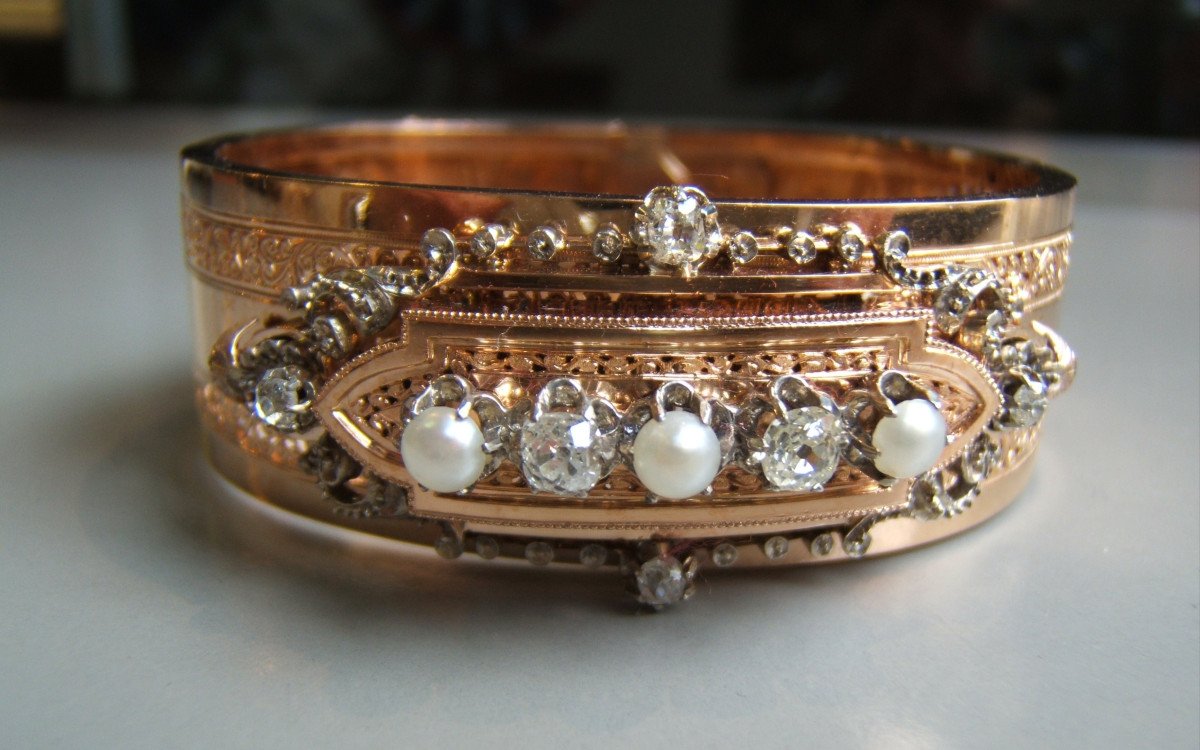 Bracelet or rose,diamants et perles. XIXè