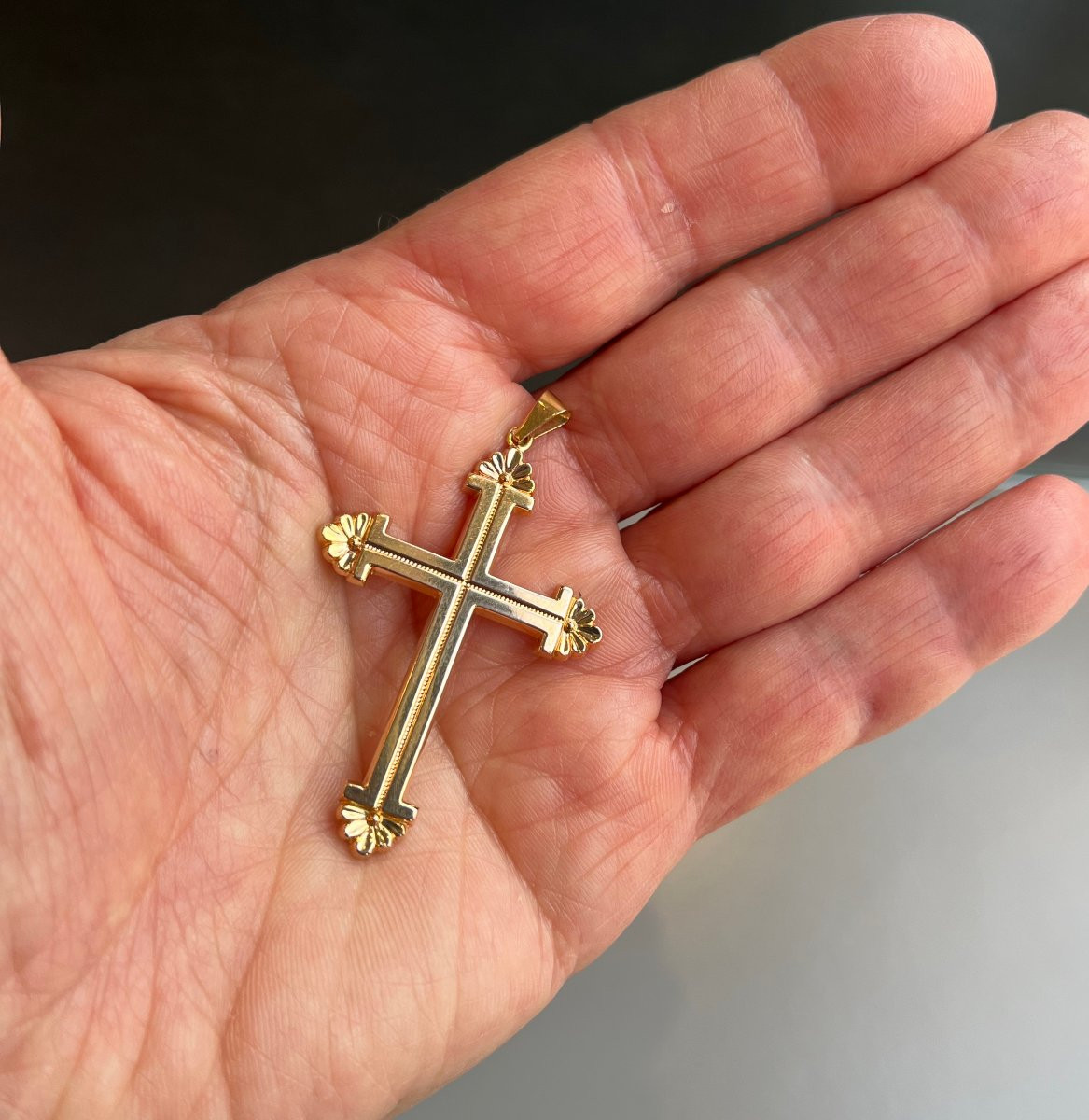 18-carat Rose Gold Cross.-photo-3