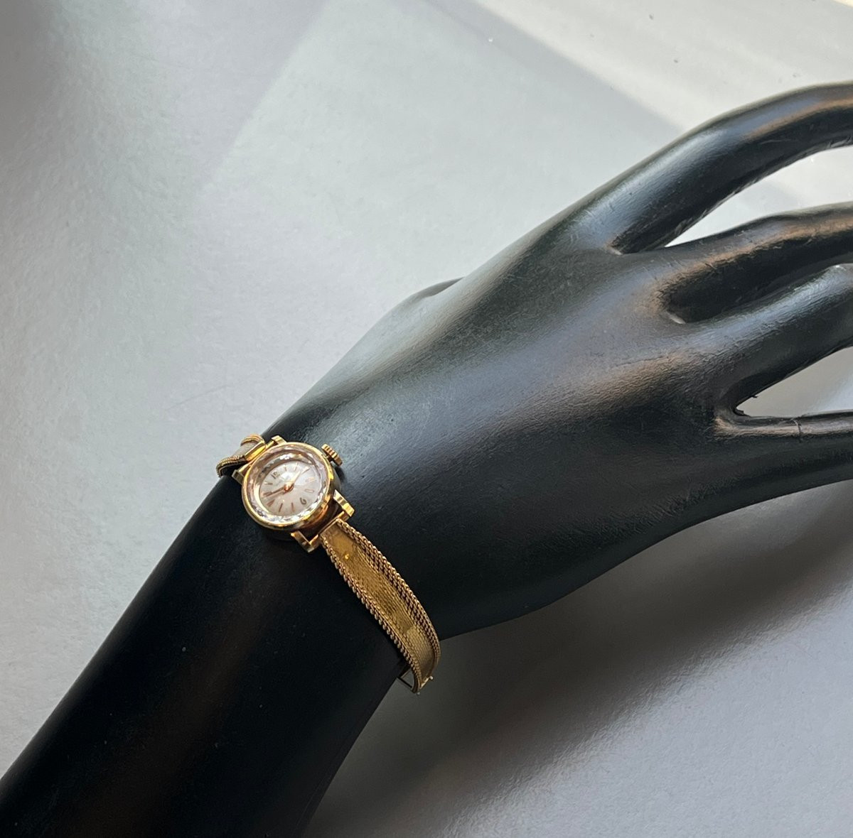 Ladies' 18-carat Gold Bracelet Watch.-photo-2