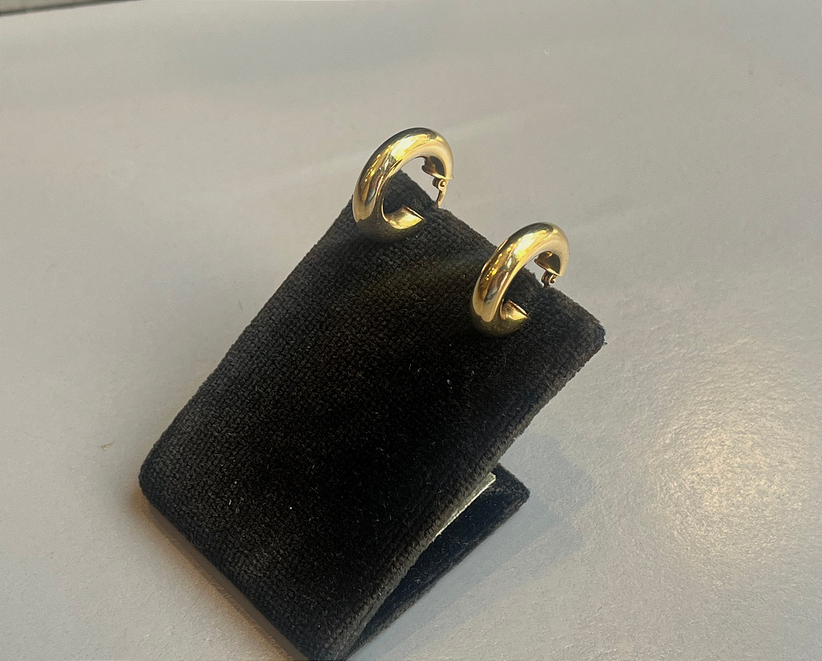 Creole Earrings In Yellow Gold.-photo-4