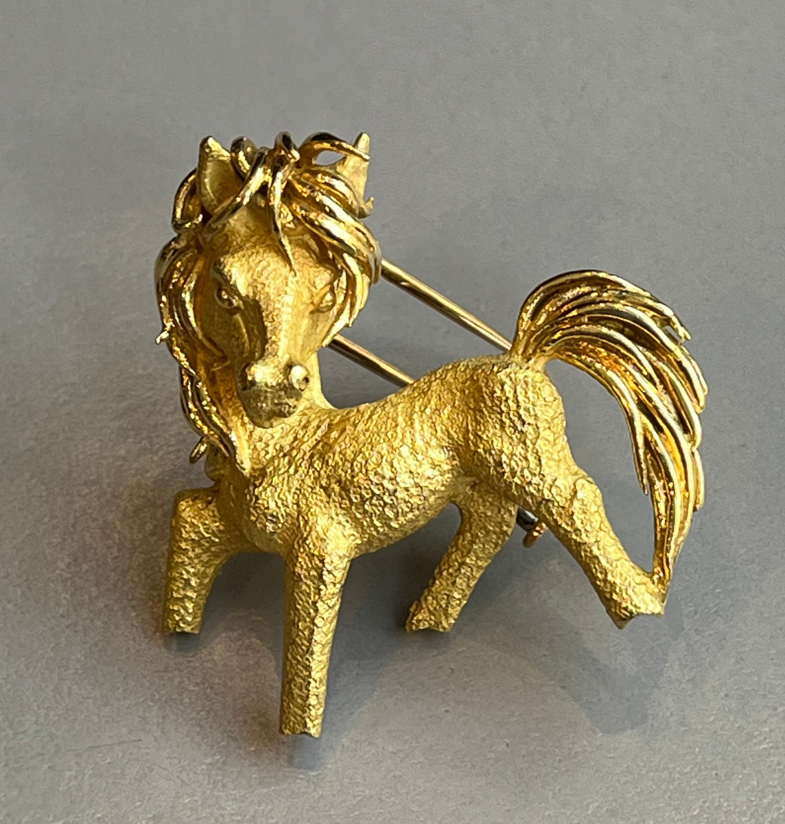 60s Gold Clip.