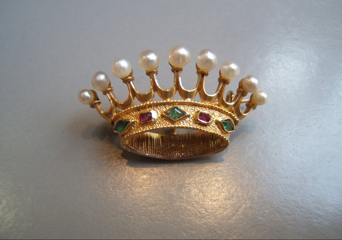 Broche" couronne comtale" en or XIXè.