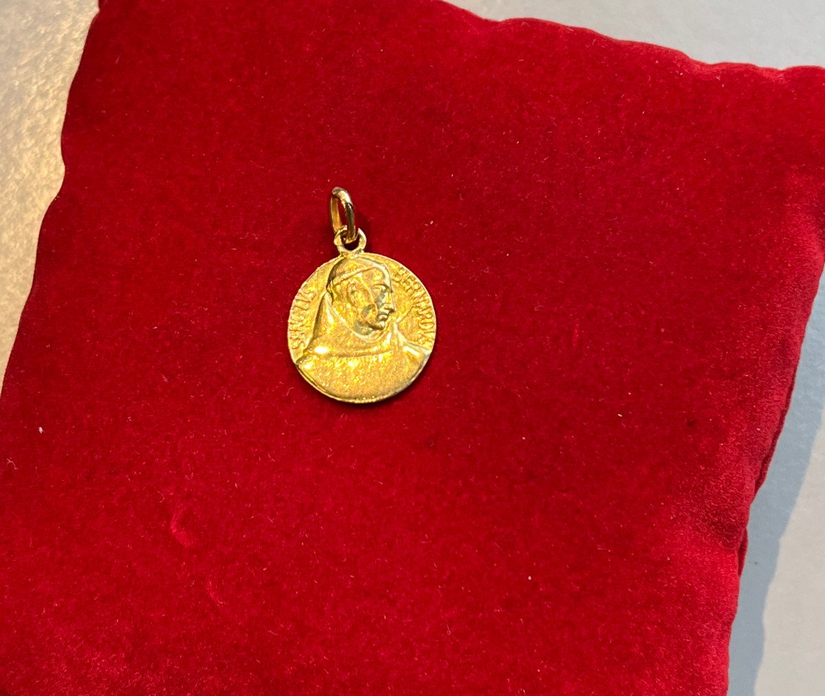 Médaille en or,Saint Bernard.( SANCTUS BERNARDUS )XXè-photo-3
