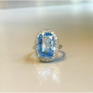 Ring In Platinum And Diamonds, Art Deco Period.