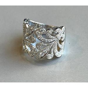 Band Ring In White Gold, Fleur-de-lys In Diamonds. 20th Century