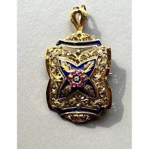 Brooch Forming A Pendant In Enameled Gold. 19th Century