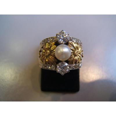 Thick Ring Art Nouveau, Gold, Diamonds, Pearl