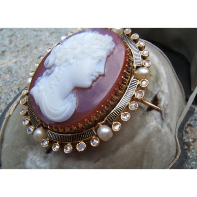 Enamelled Gold Brooch, Cameo On Carnelian. XIXth