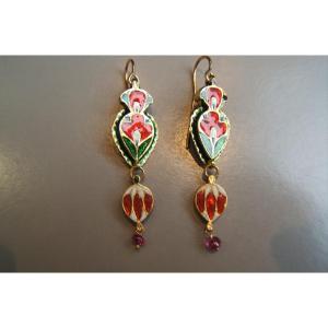 Enamelled Gold And Ruby Pendant Earrings. India XIXth.