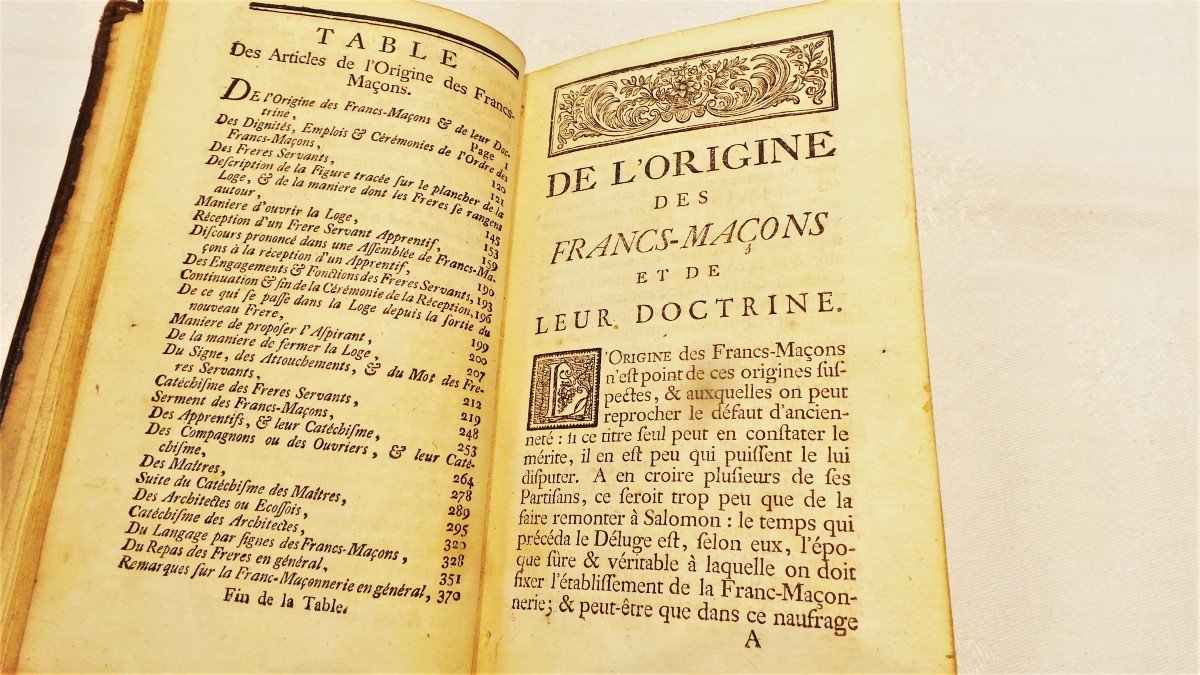 LIVRE " LES MACONS ECRASES" DE 1762-SUITE DU LIVRE "L'ORDRE DES MACONS TRAHI "-photo-3