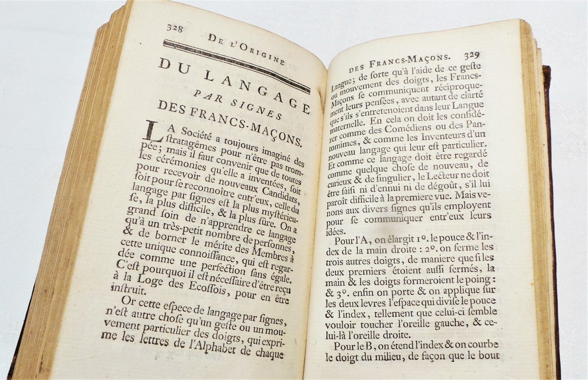 LIVRE " LES MACONS ECRASES" DE 1762-SUITE DU LIVRE "L'ORDRE DES MACONS TRAHI "-photo-7