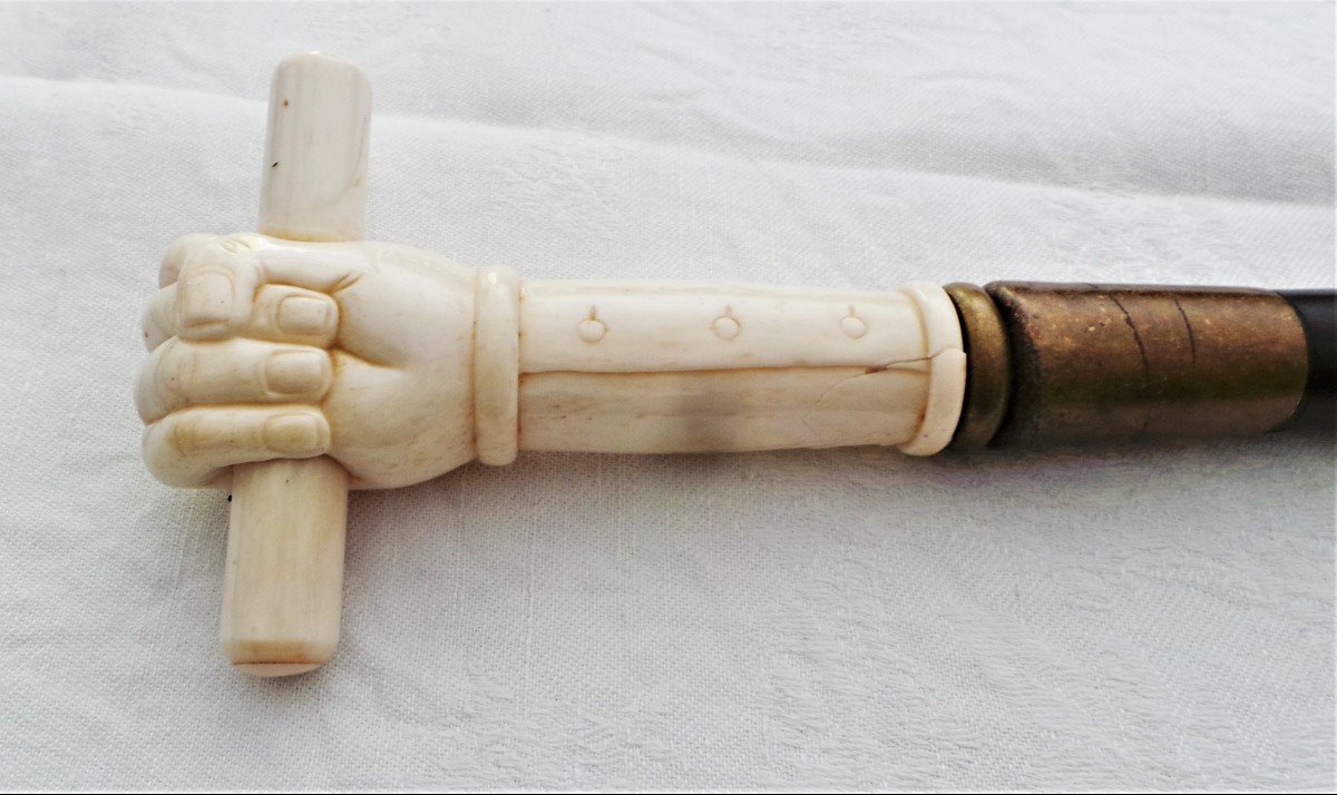 Cane With Pommeau - Firm Hand Holding A Roll - XIX°-photo-3