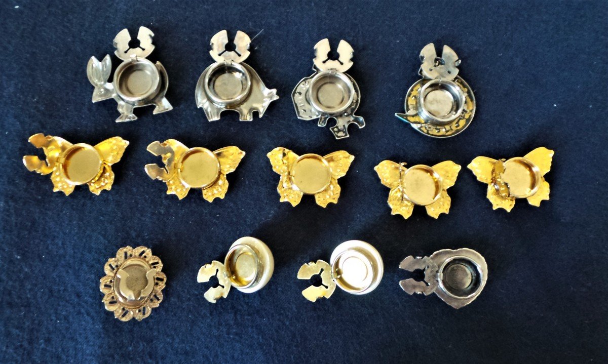 Meeting Of 13 Button Cases From The 1950s - 20th Century-photo-3